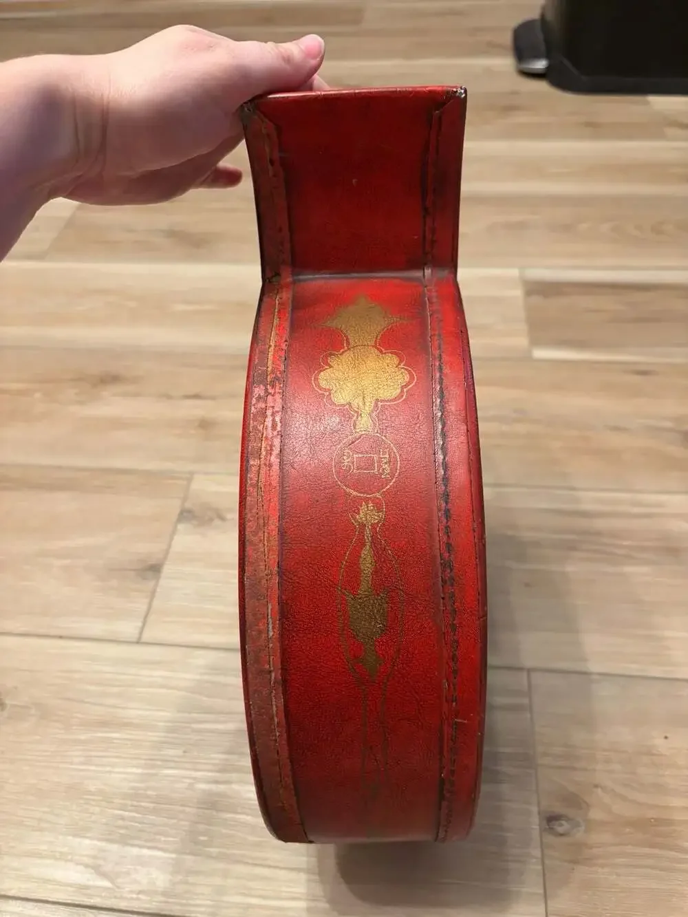 1970s Vintage Chinese Decorative Drum-Shaped Dried Flower Vase with Hand-Painted